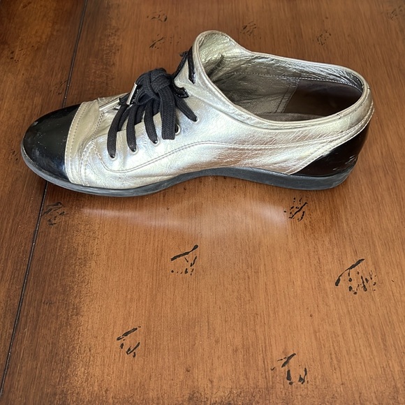 Chanel toecap gold and black sneakers size 41 - Picture 5 of 8